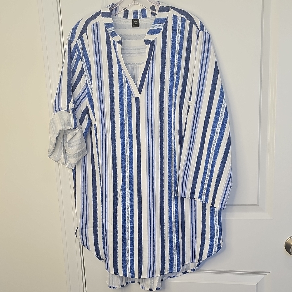 SHEIN Blue & White Vertical Stripe Casual Button-Down Shirt‎ Size 1XL